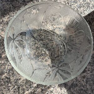 Vintage Floral pressed glass 7 inch bowl